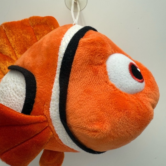 Disney Pixar Finding Nemo Plush - NWT - Picture 2 of 9